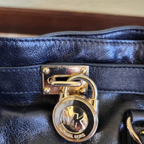 Michael Kors Black Leather Shoulder Bag Purse - Picture 11 of 12